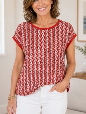 WE Red White Geometric Fox Novelty Print Short Cap Sleeve Lightweight Blouse Top